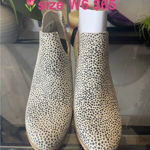 Toms Black and White Ankle Booties